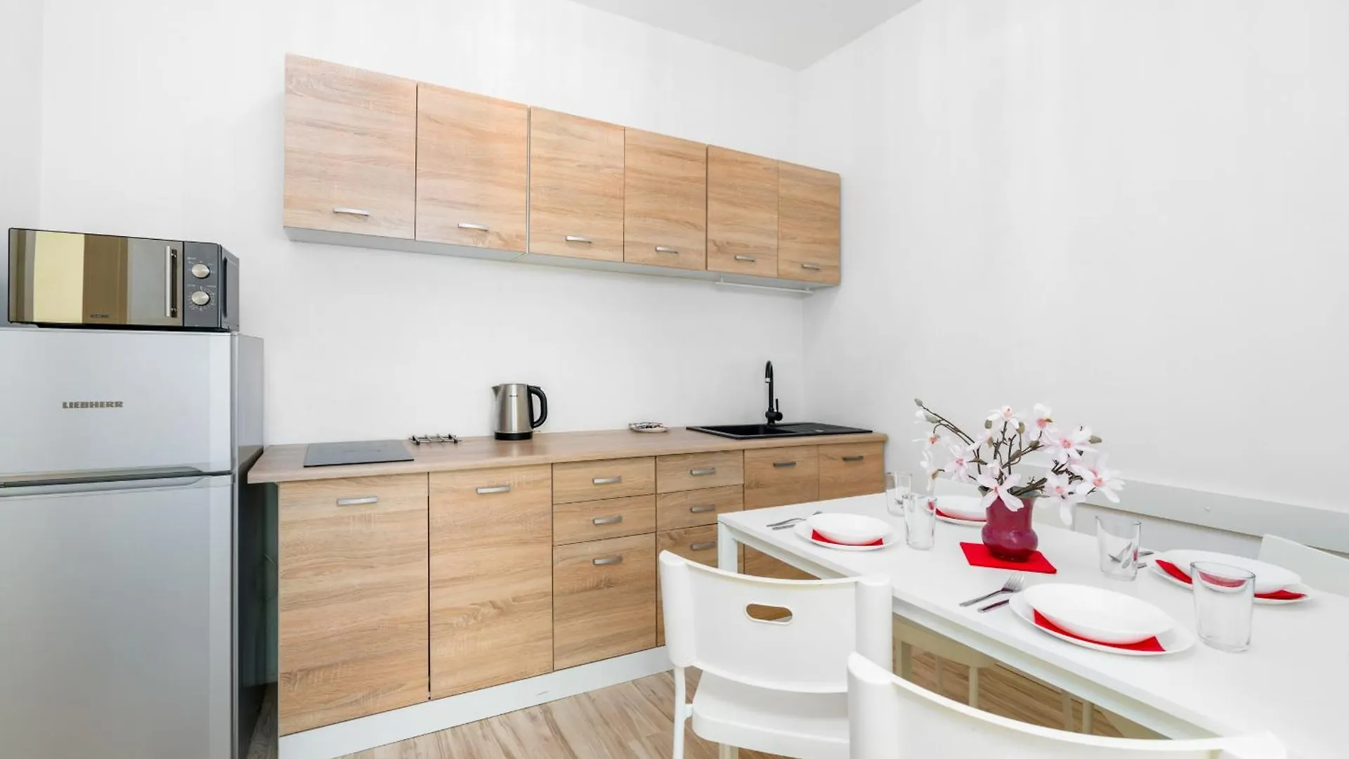 Modern One Bedroom Apartment In Poznan By Noclegi Renters