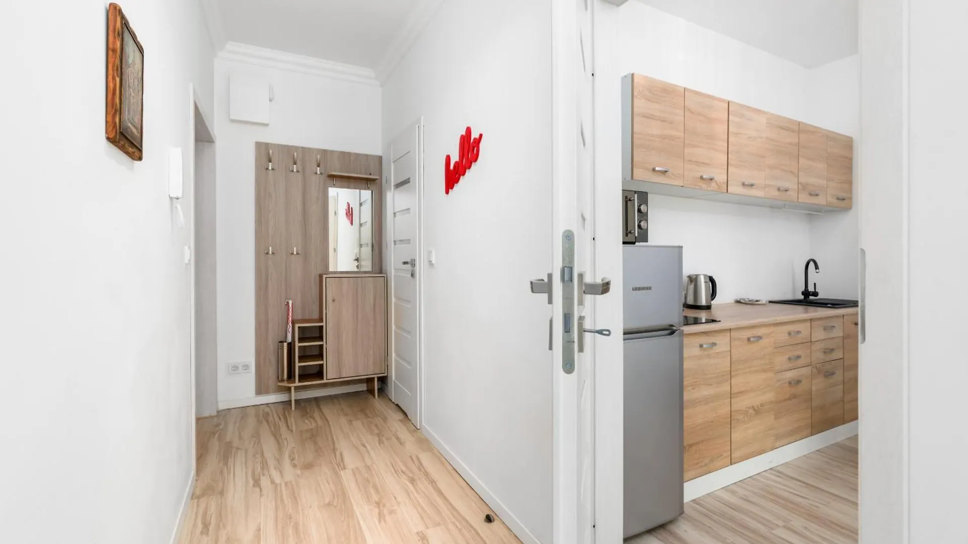 Modern One Bedroom Apartment In Poznan By Noclegi Renters 0*,  Polonia