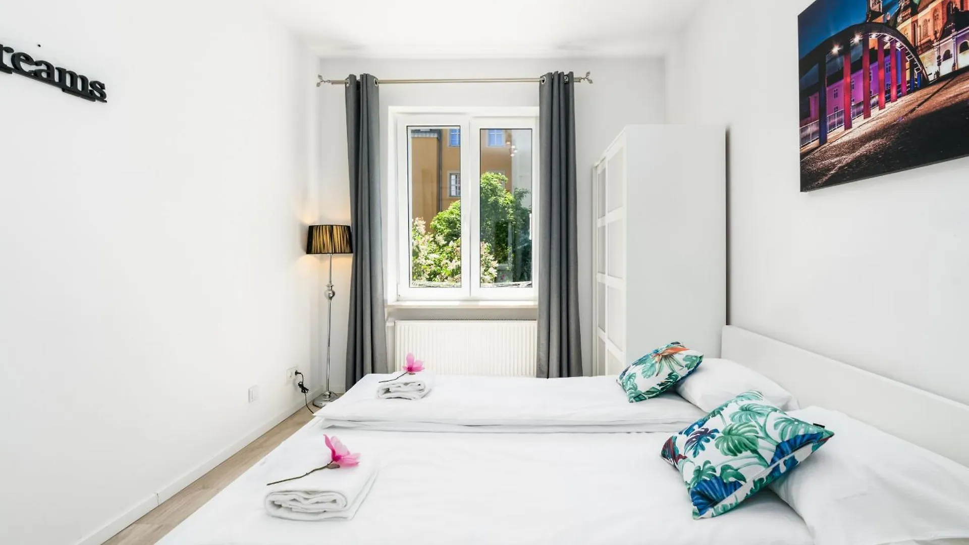 Modern One Bedroom Apartment In Poznan By Noclegi Renters 0*,
